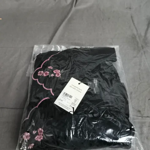 BAGGED NOBODYS CHIULD LS BIRDIE VELVET –SIZE 14