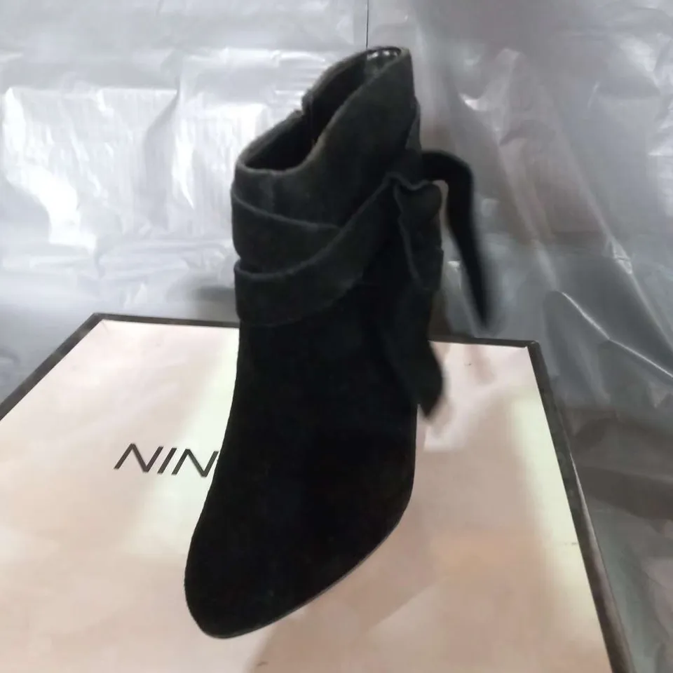 BOXED NINE WEST BLACK SIZE 3