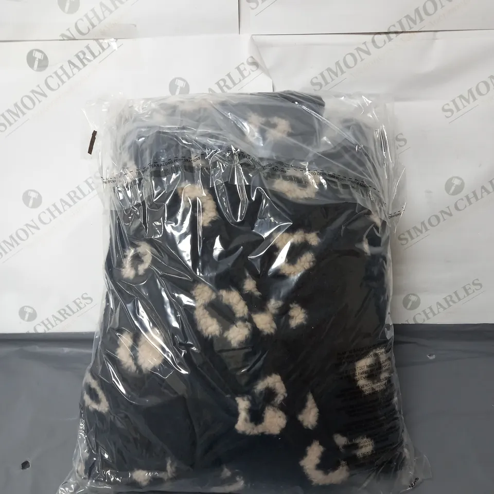 COZEE HOME OVERSIZED HOODED COATIGAN - SIZE S/M 