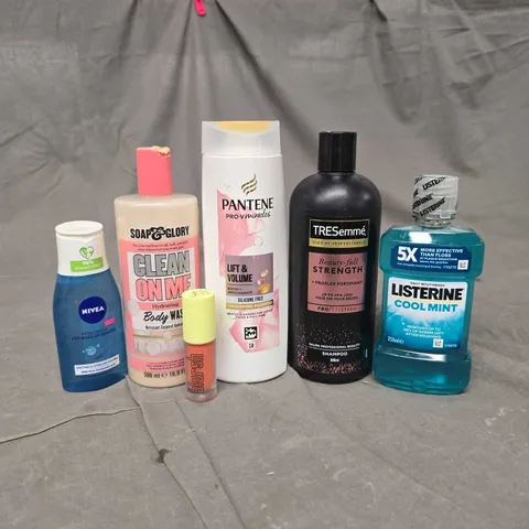 APPROXIMATELY 20 ASSORTED HEALTH & BEAUTY PRODUCTS TO INCLUDE PANTENE SHAMPOO, NIVEA EYE MAKE UP REMOVER AND LISTERINE MOUTHWASH