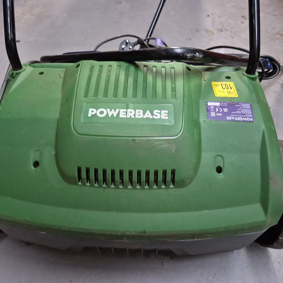 POWERBASE ELECTRIC SCARIFIER AND RAKE - COLLECTION ONLY