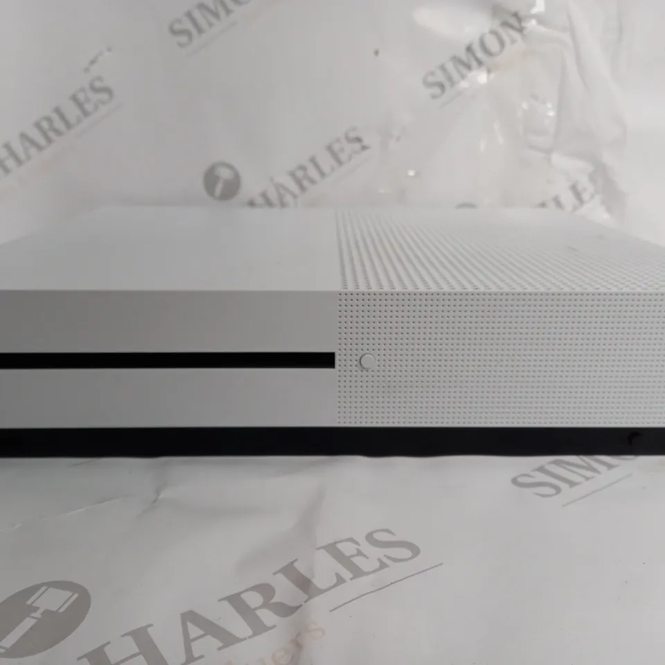 XBOX ONE SERIES S CONSOLE