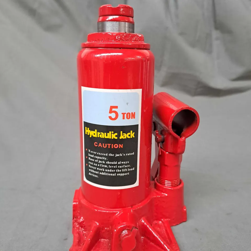 5 TONE HYDRAULIC JACK 