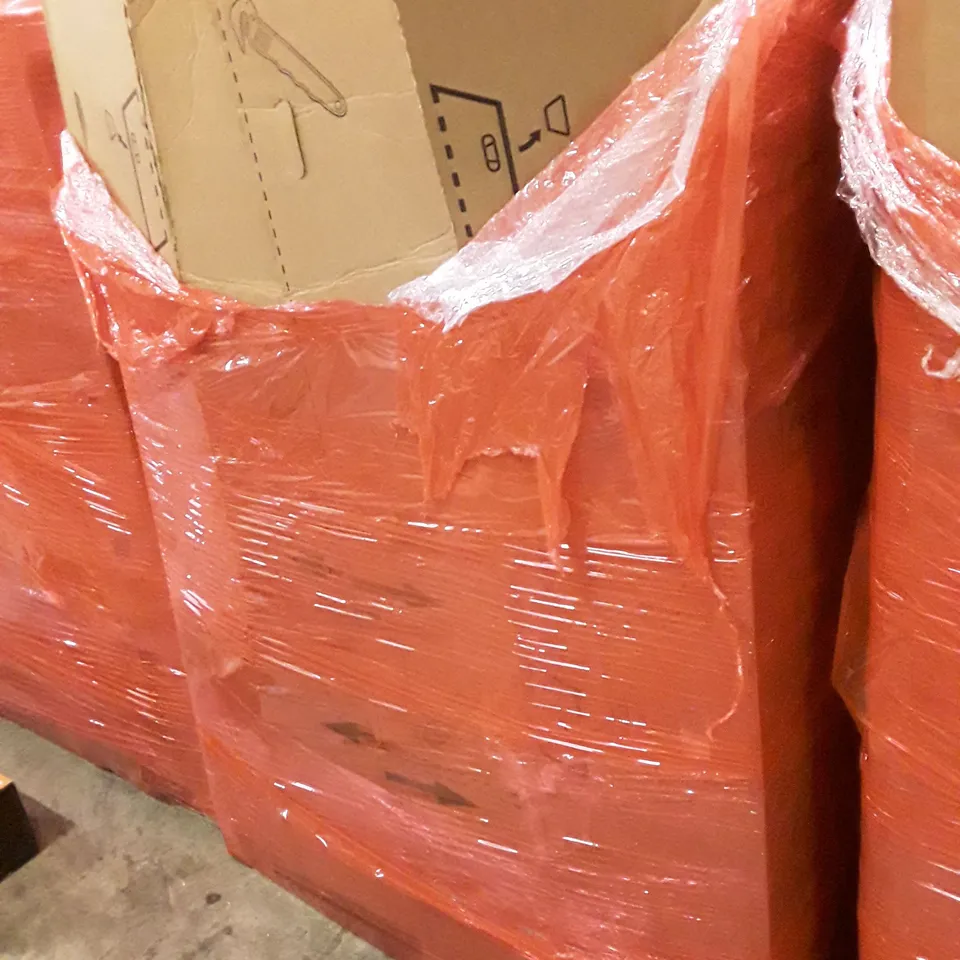 PALLET CONTAINING ASSORTED PRODUCTS INCLUDING DOG BOOSTER SEAT, FRYING PAN WITH LID, STAIR CARPET RODS, CAT LITTER BOX & GOVEE UPLIGHTER FLOOR LAMP