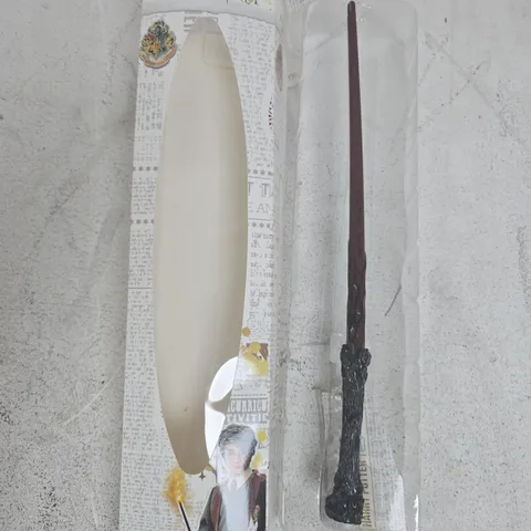 HARRY POTTER WAND – WIZARDING WORLD TOY