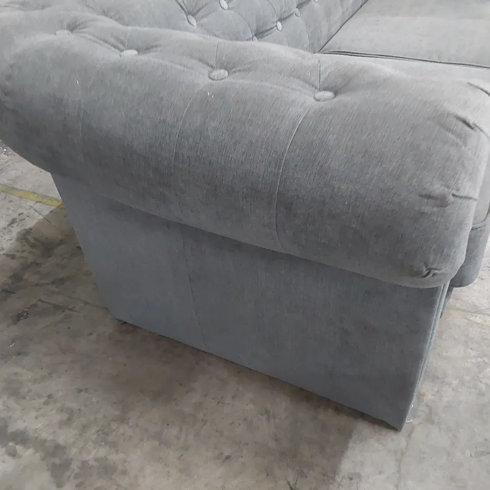 DESIGNER CHESTERFIELD THREE SEATER SOFA GREY FABRIC 