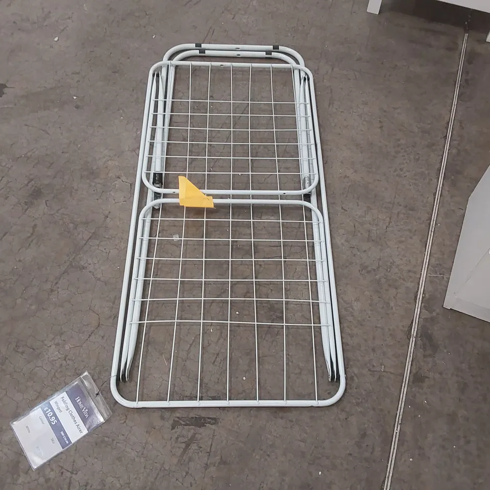 FOLDING WINGED CLOTHES AIRER 