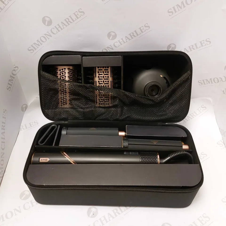 SHARK FLEXSTYLE AIR STYLING AND DRYING SYSTEM