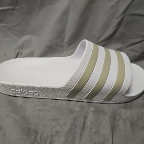 ADIDAS ADILETTE AQUA SLIDES β WHITE WITH GOLD STRIPES, UK 10 (US 10) β EF1730