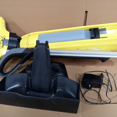 KÄRCHER FC5 CORDLESS HARD FLOOR CLEANER