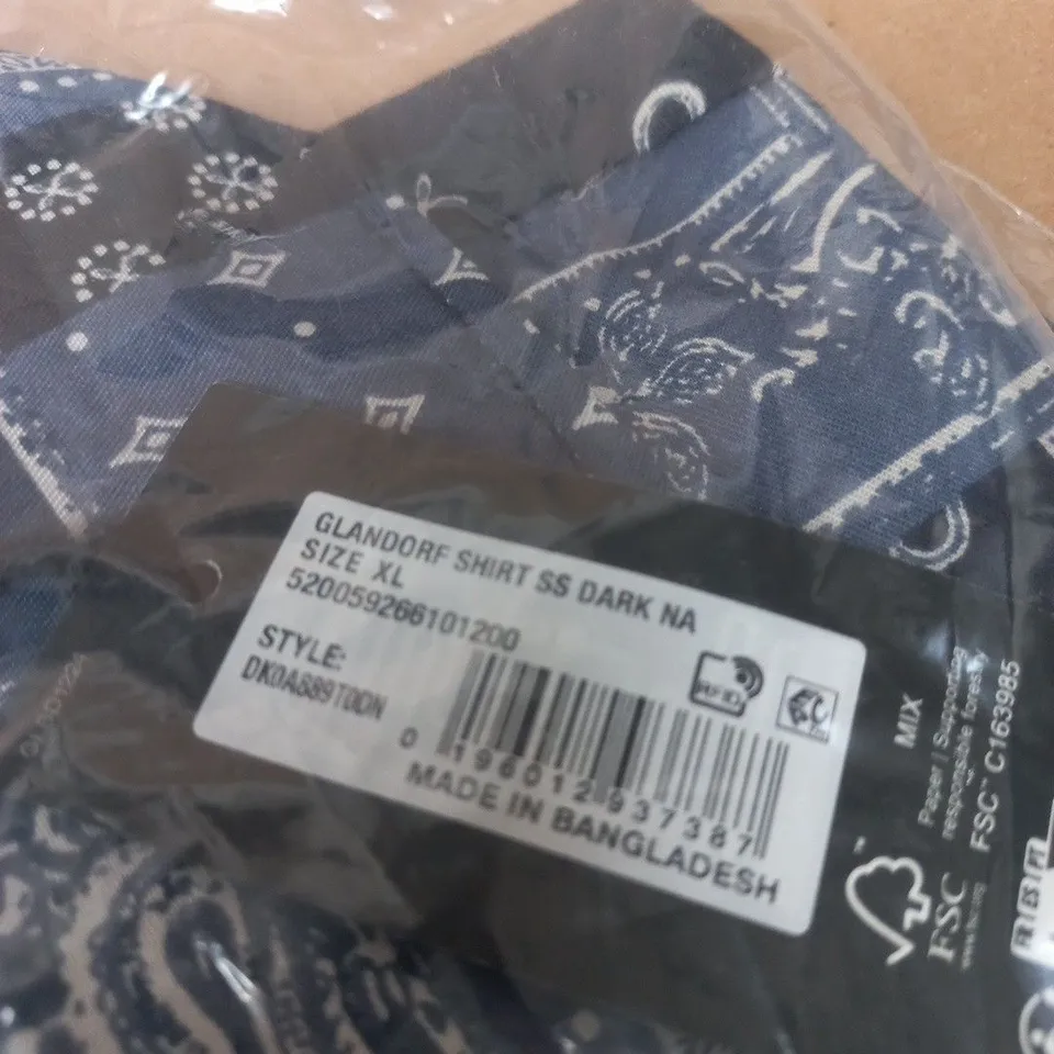 DICKIES BANDANA PRINT SHIRT – NAVY BLUE – UK SIZE XL