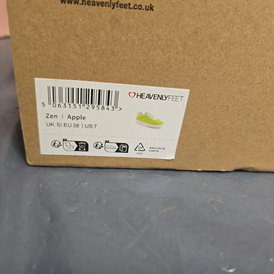 HEAVENLY FEET ZEN APPLE LIME GREEN TRAINERS – UK 5 (EU 38)
