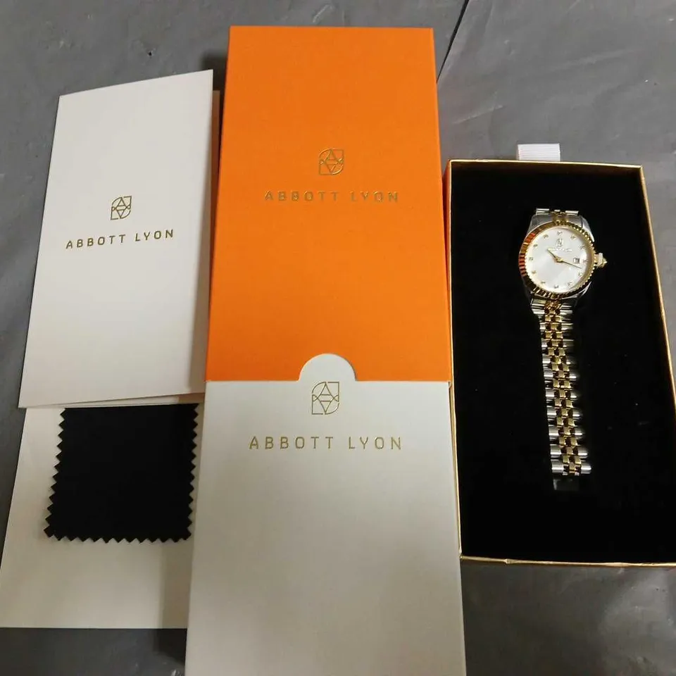 BOXED ABBOT LYON STAINLESS STEEL LADIES WATCH