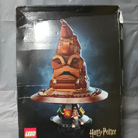 BOXED LEGO HARRY POTTER TALKING SORTING HAT - 76429