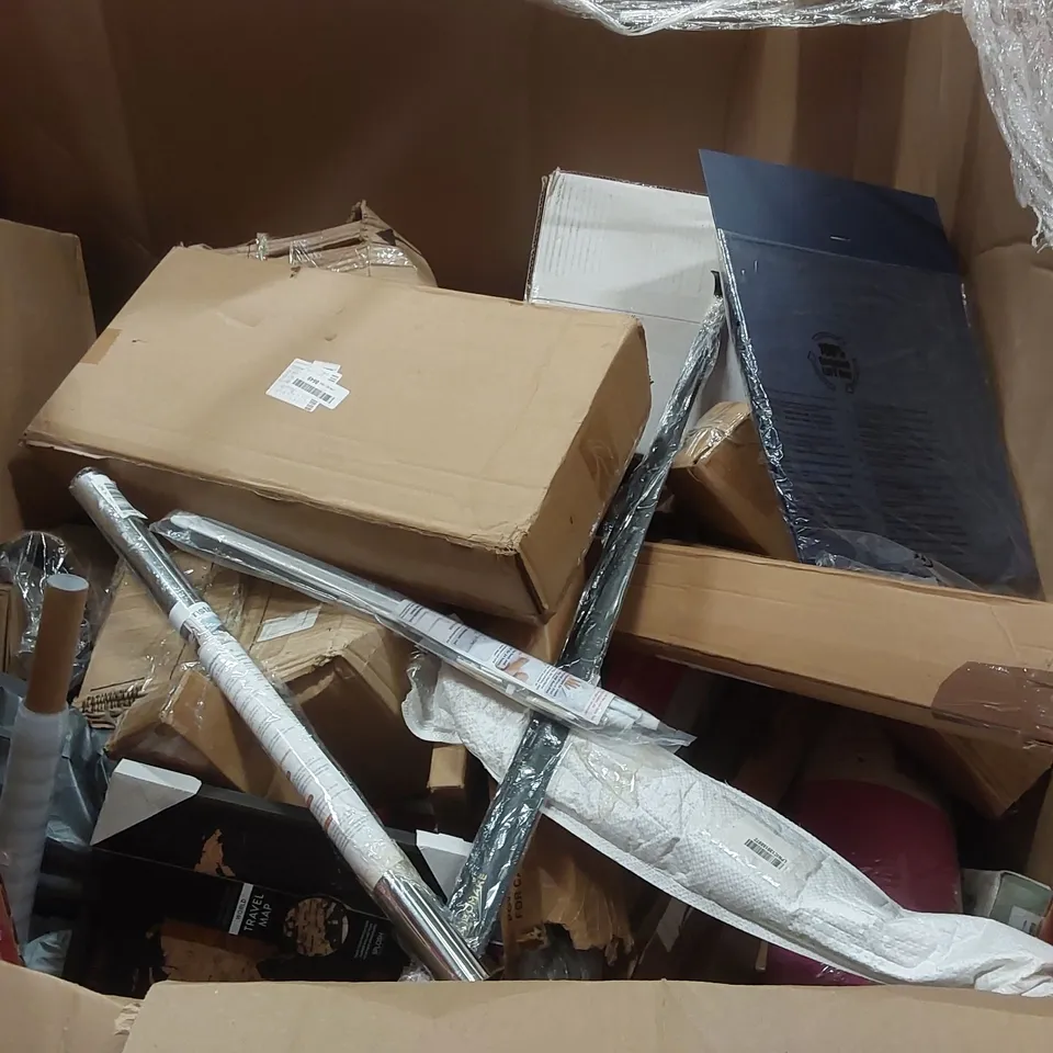 PALLET OF ASSORTED ITEMS INCLUDING: CEILING FAN LIGHT, KIDS SCOOTER, WORLD TRAVEL MAP, VINYL RECORD FRAME, EXTENDABLE SHOE RACK ECT
