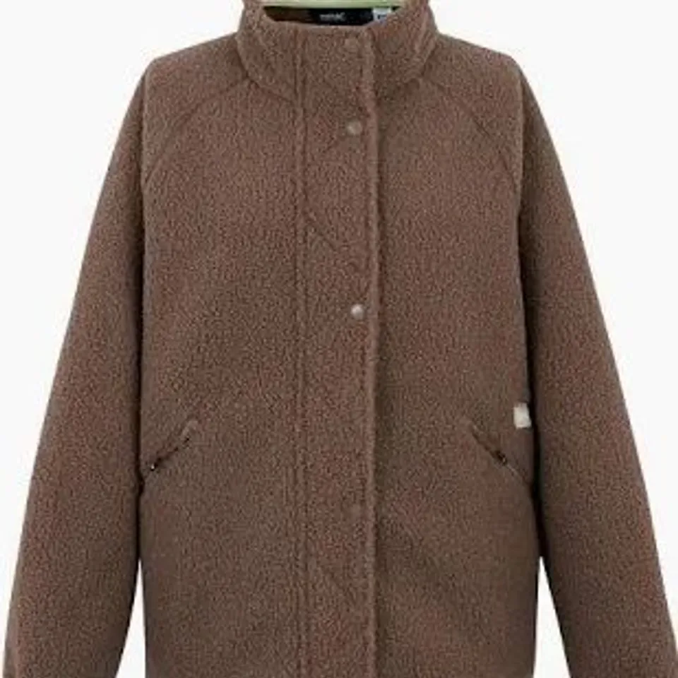 BRAND NEW REGATTA EMILICA BORG FLEECE IN MOCHA - UK 10