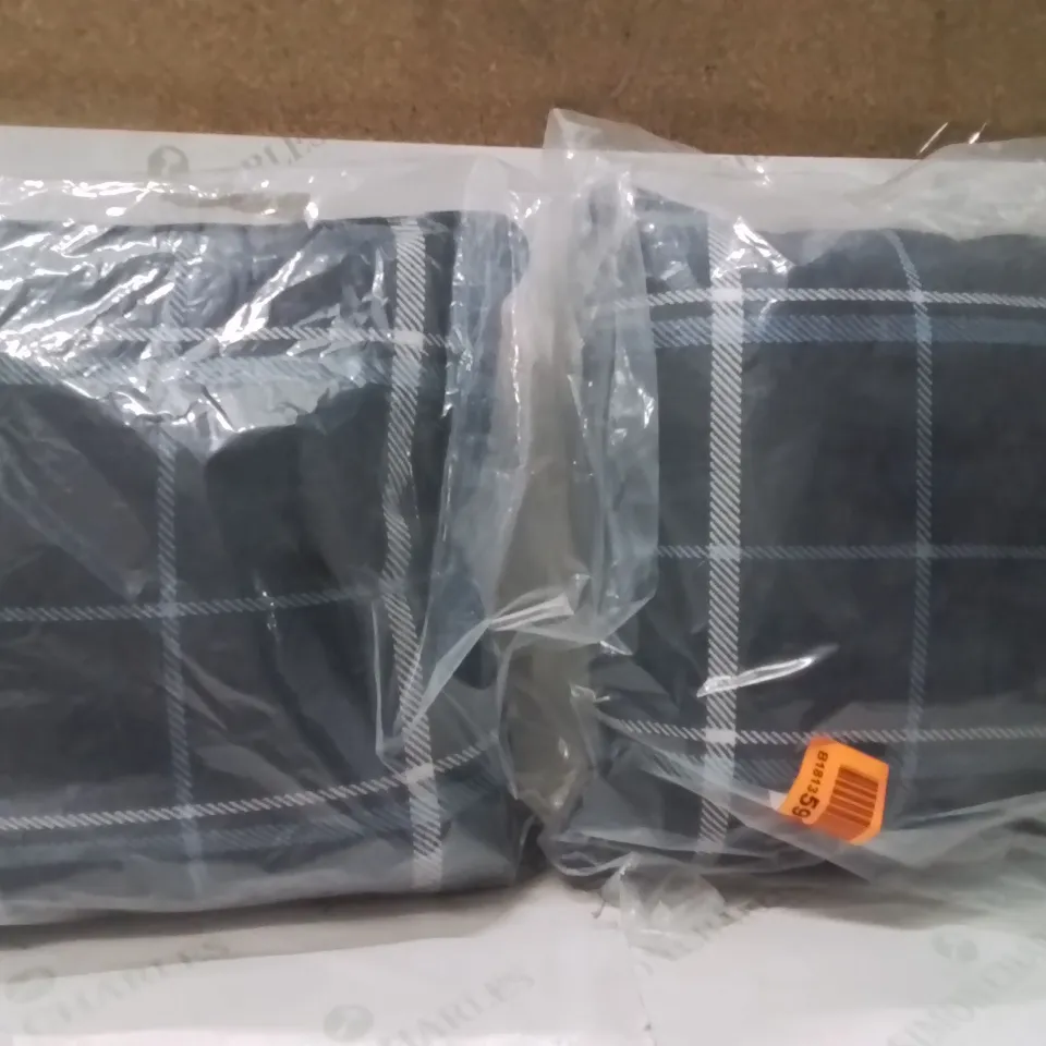 BRAND NEW SEALED SET OF 2 HARPER CUSHION WITH FILLING COLOUR NAVY 
