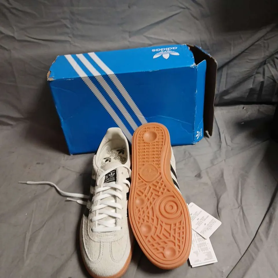 ADIDAS SPEZIAL SNEAKERS – WHITE/CREAM WITH GUM SOLE- SIZE UK 6