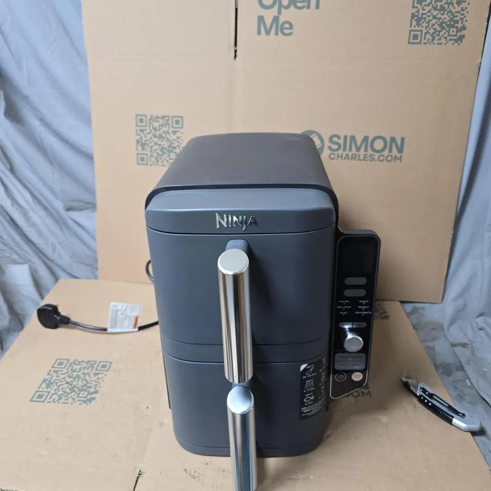 NINJA AIR FRYER – GREY, COUNTERTOP KITCHEN APPLIANCE 