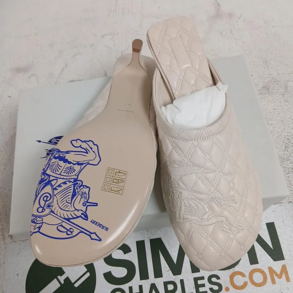 BURBERRY QUILTED LEATHER MULE – BEIGE, UK 7 (EU 40)
