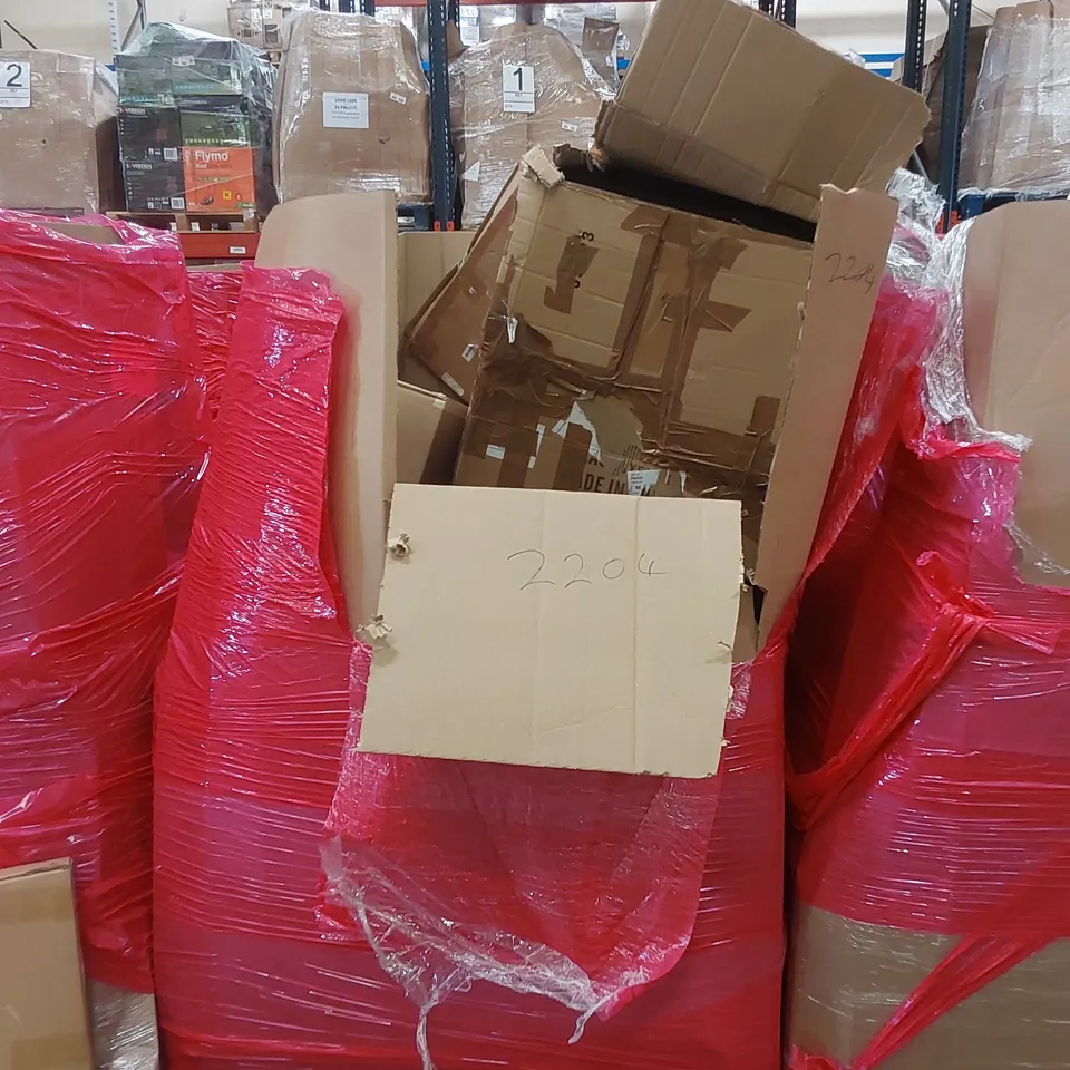 PALLET OF ASSORTED HOUSEHOLD ITEMS AND CONSUMER PRODUCTS TO INCLUDE;  GAMING CHAIRS, FOOTBALL NET, FLOOR MAT, BOXED FURNITURE ETC 