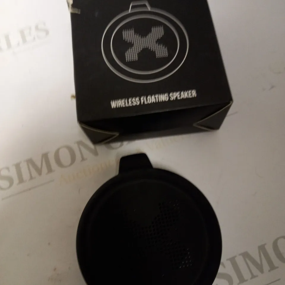 LYNX WIRELESS FLOATING SPEAKER