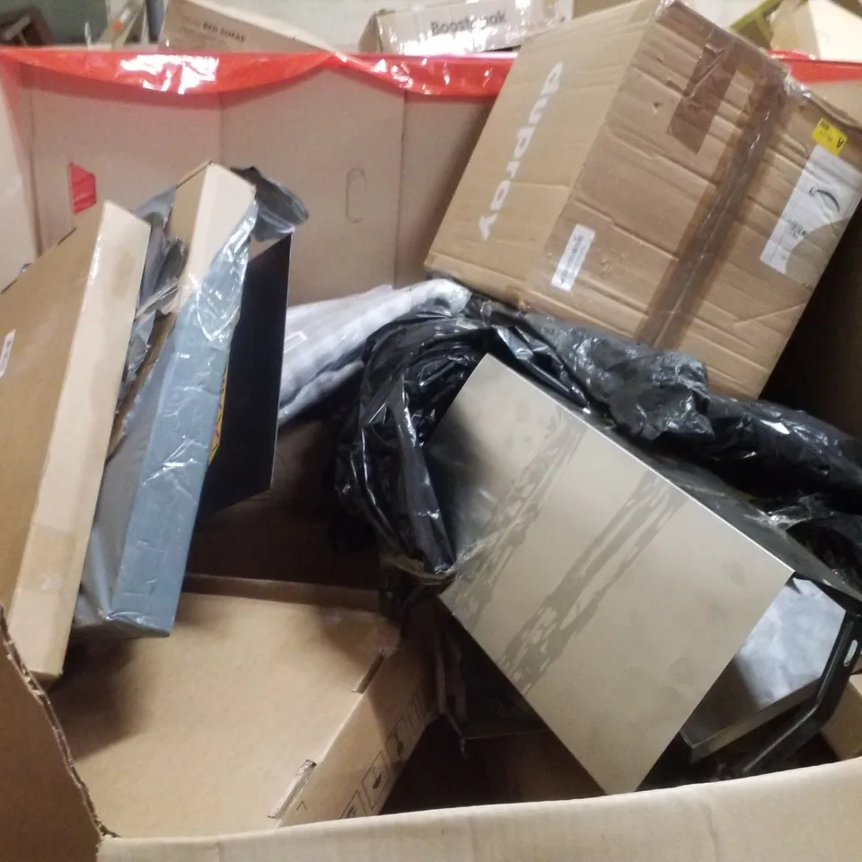 PALLET CONTAINING ASSORTED PRODUCTS INCLUDING DERMOT HEATER, TOILET SEAT COVER, 13" LAMINATE FLOOR CUTTER, POKER MAT & SELF HEALING CUTTING MAT