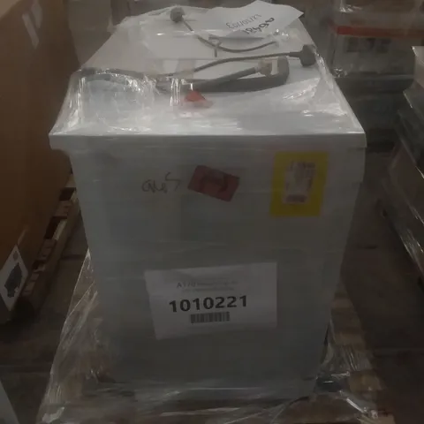 PALLET OF X2 ASSORTED ELECTRICAL ITEMS INCLUDING