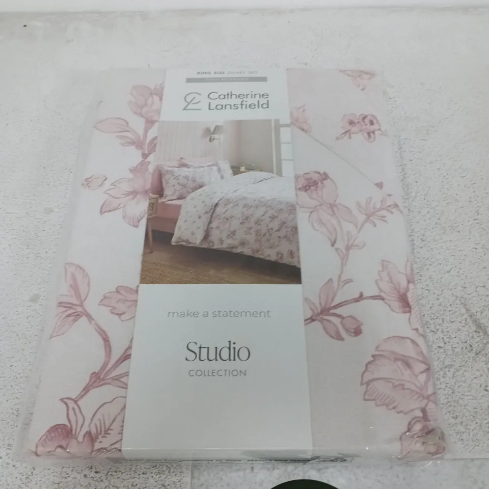 CATHERINE LANSFIELD MIRABELLE DUVET SET PINK - KING
