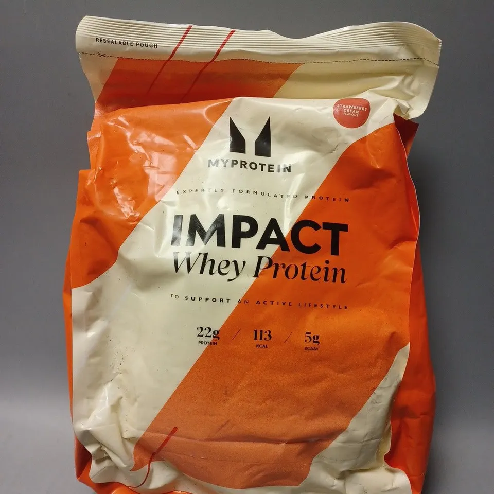 MY PROTEIN IMPACT WHEY PROTEIN 2.5KG STRAWBERRY & CREAM
