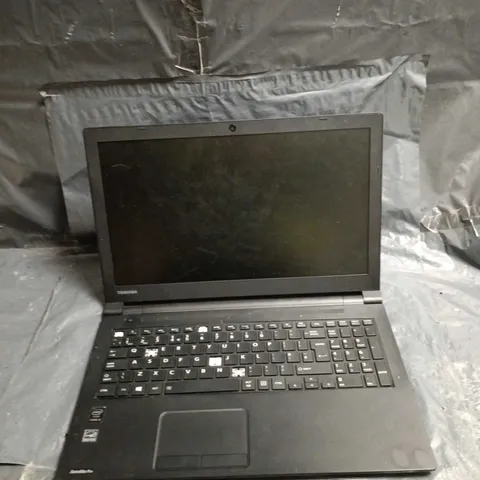 TOSHIBA SATELLITE PRO R50-B-12P LAPTOP - SEVERAL MISSING KEYS 