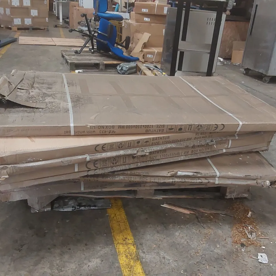 PALLET CONTAINING ASSORTED BATHTUB PARTS 