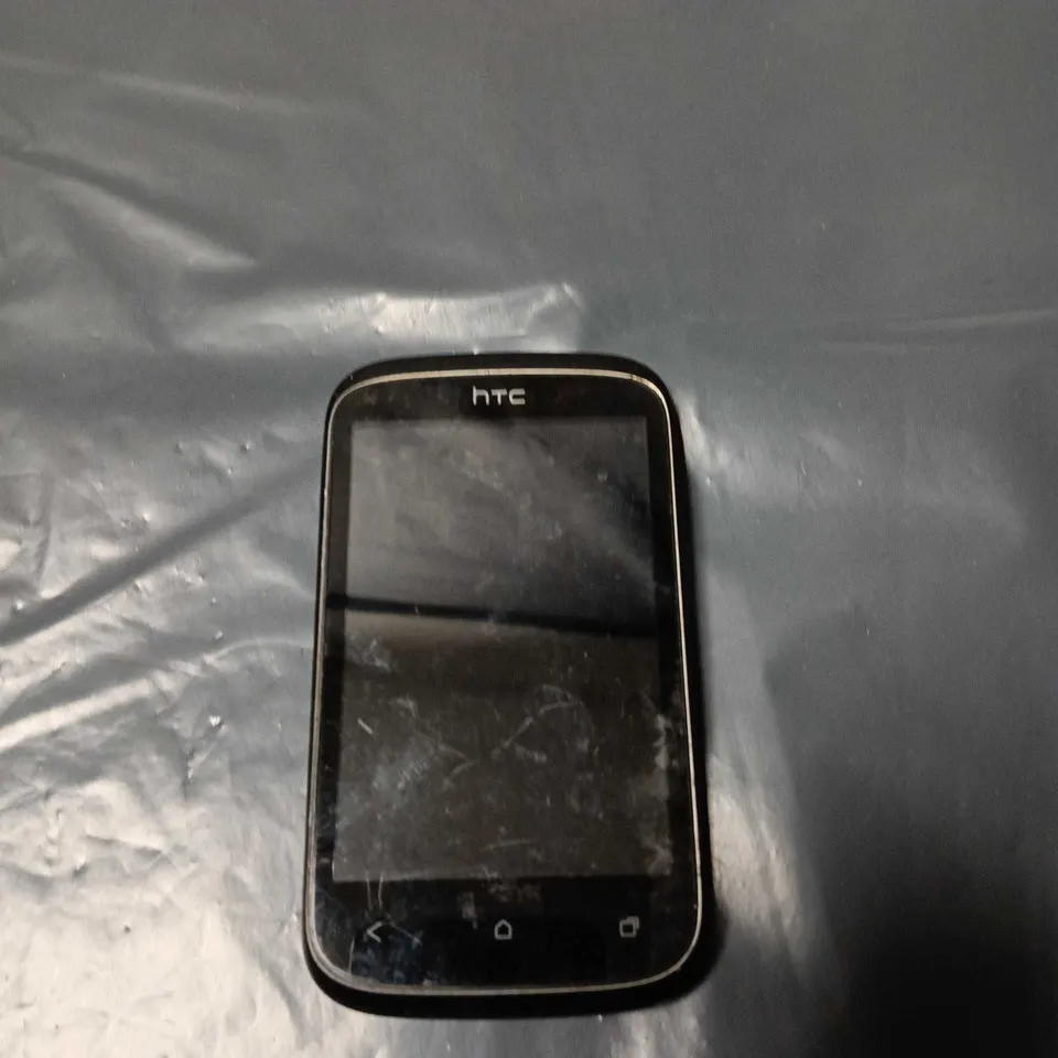 HTC SMARTPHONE WITH BEATS AUDIO – BLACK 