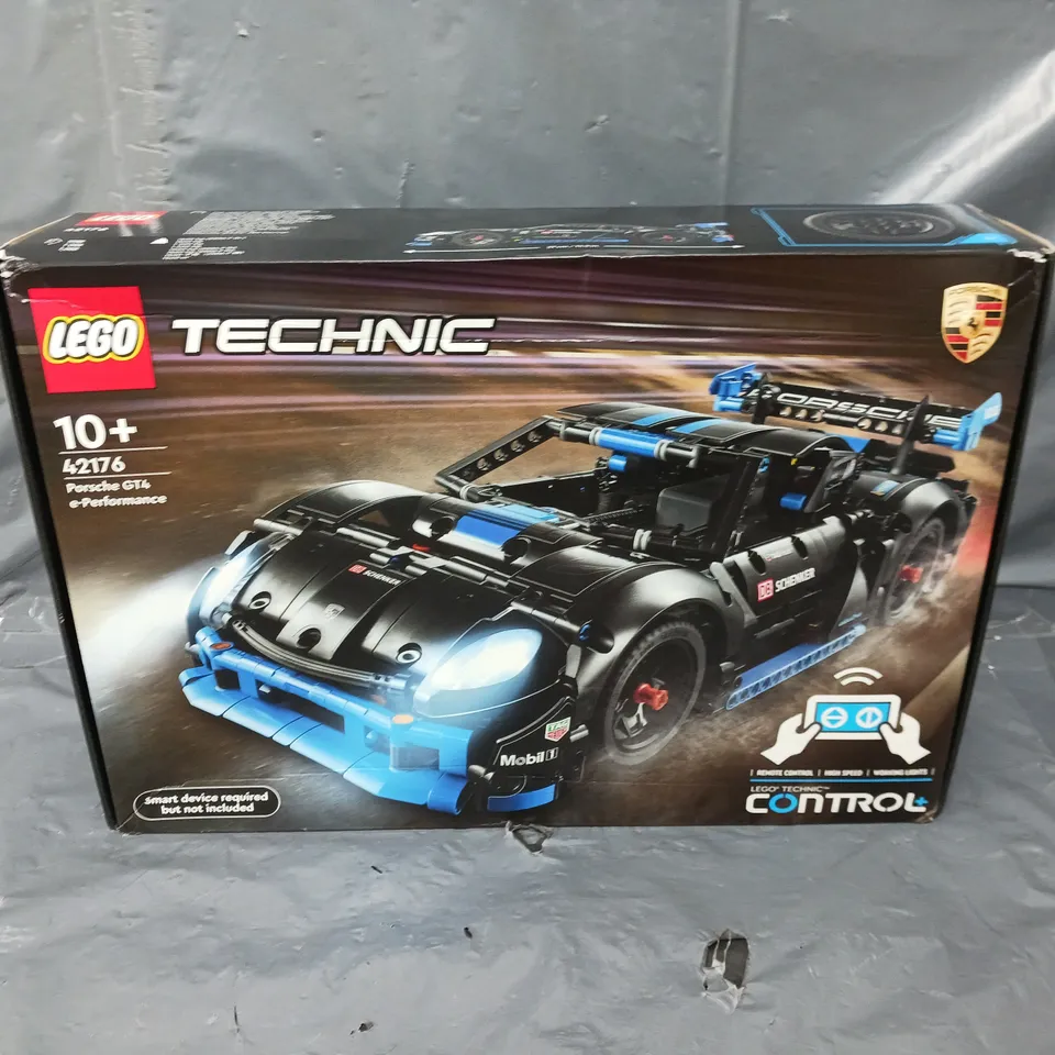 LEGO PORSCHE GT4 E-PERFORMANCE 42176