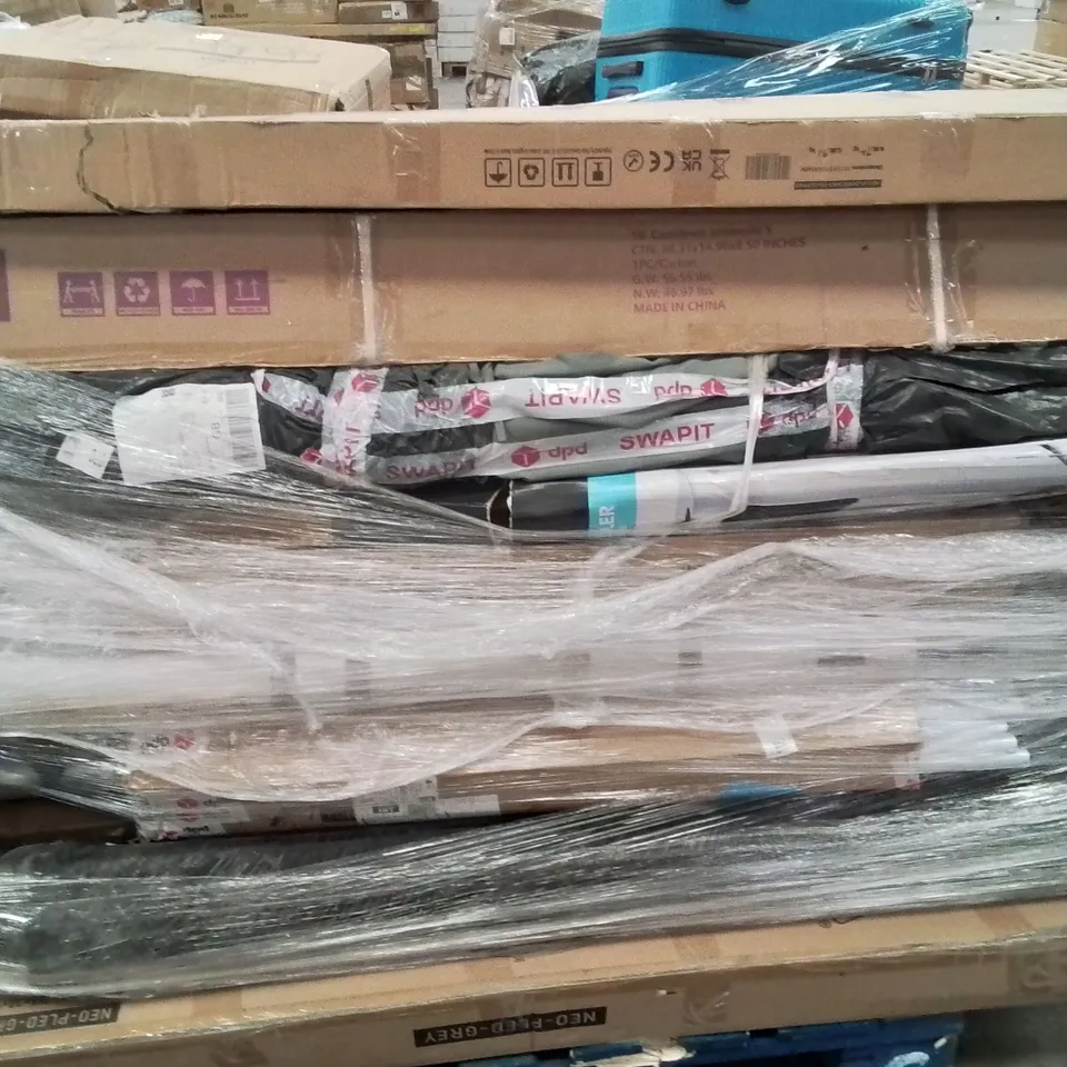PALLET OF ASSORTED HOUSEHOLD GOODS TO INCLUDE;MIRROR?TELESCOPIC LADDER,PARASOL 