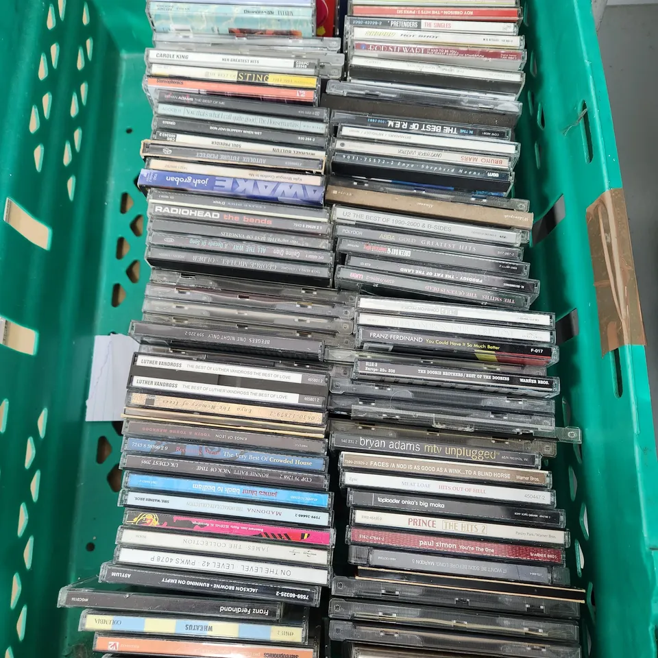 A VERY LARGE QUANTITY OF CDs FROM 80s / 90s /2000s
