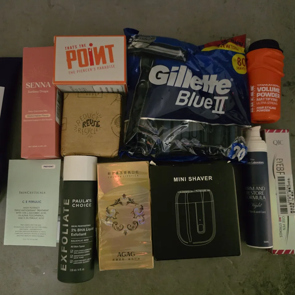 LOT OF APPROXIMATELY 20 ASSORTED HEALTH & BEAUTY ITEMS TO INCLUDE RAZORS, NANOGEN SHAMPOO AND EYEBROW PENCIL
