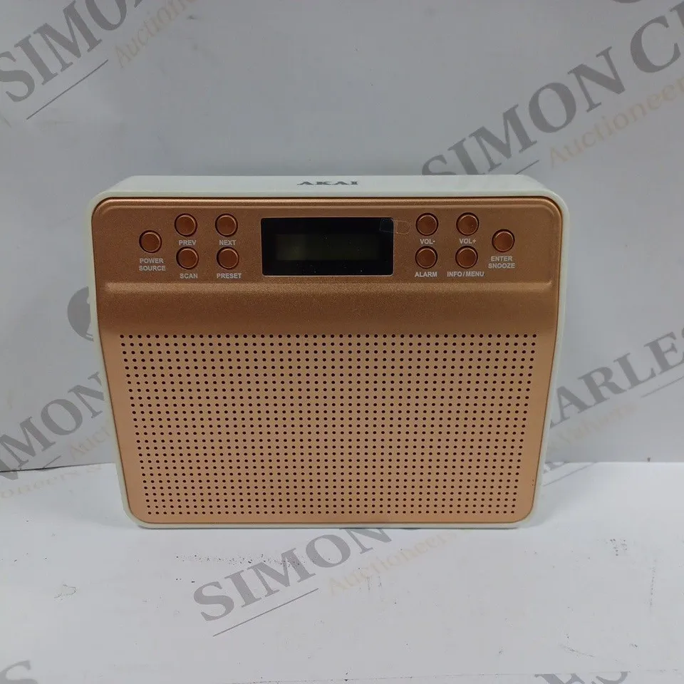 BOXED AKAI PORTABLE DAB RADIO