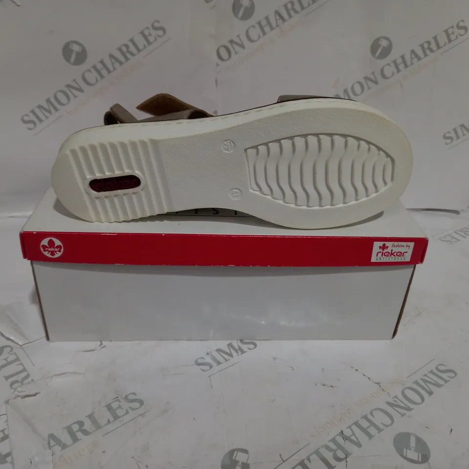 BOXED RIEKER BIEGE SANDALS SIZE 41
