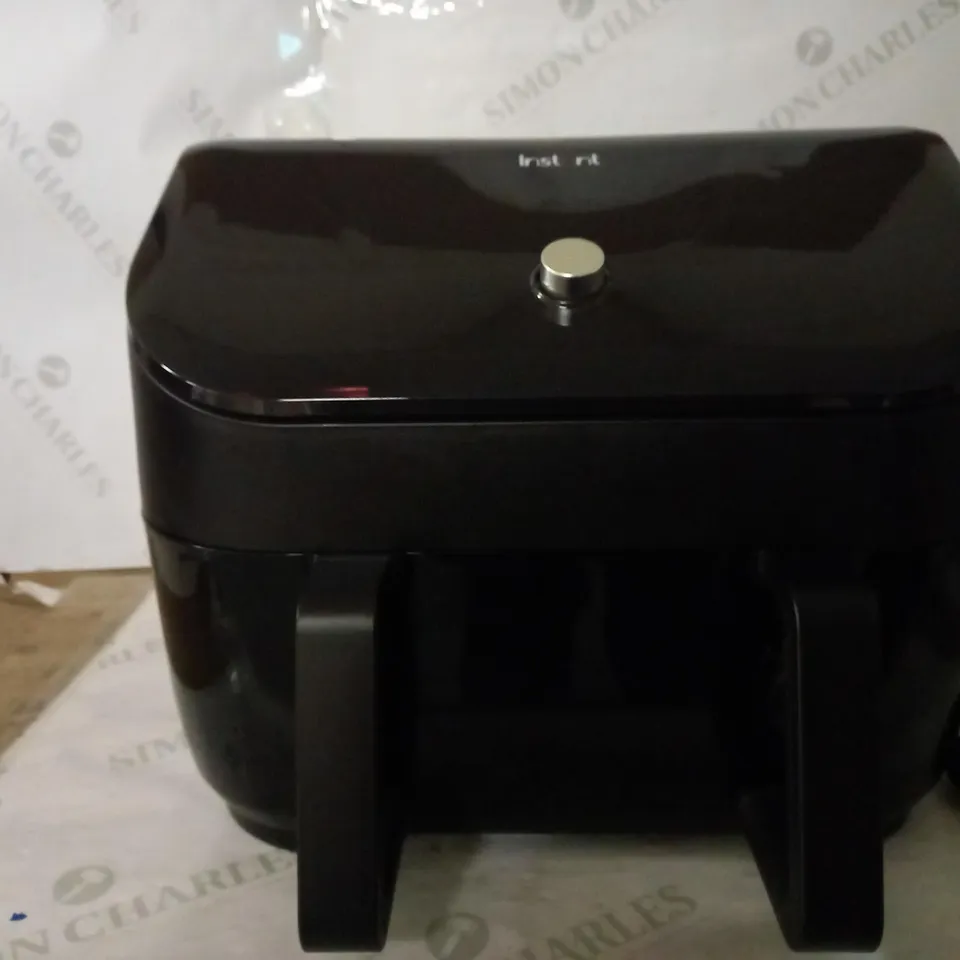 INSTANT VORTEX PLUS VERSAZONE-8.5L DIGITAL HEALTH AIR FRYER, BLACK