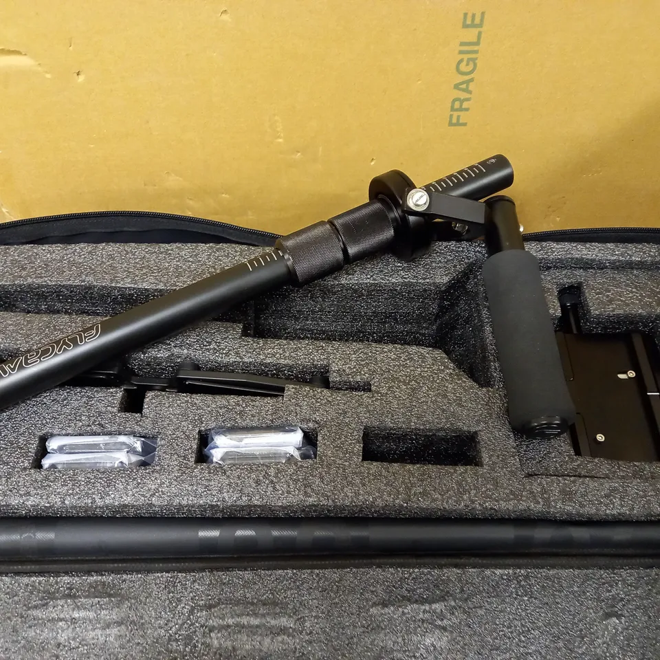 FLYCAM REDKING QUICK BALANCING VIDEO CAMERA STABILIZER