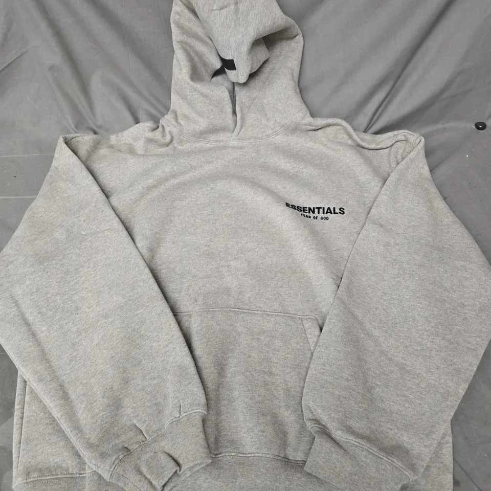 ESSENTIALS FEAR OF GOD HOODIE BACK PRINT HOODIE IN GREY - LARGE