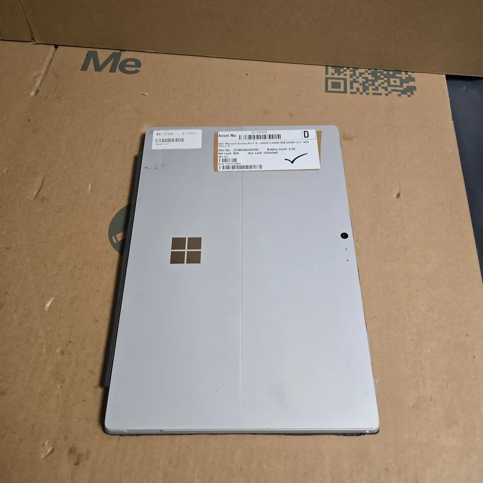 MICROSOFT SURFACE PRO 4 12.3" TABLET – I5-6300U, 8GB RAM, 256GB SSD – SILVER