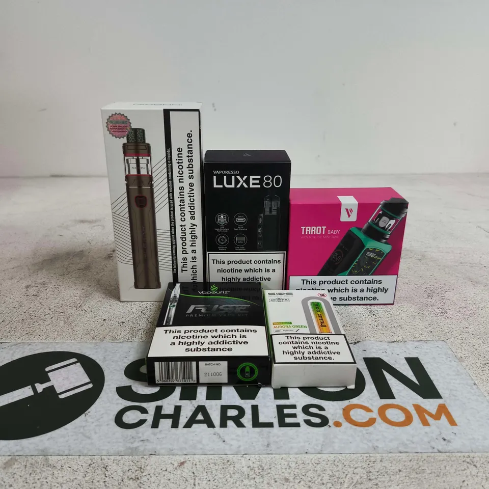 BOX OF APPROXIMATELY 25 ASSORTED E-CIGARETTES AND COMPONENTS TO INCLUDE VAPORESSO, VAPOURIZ, INNOKIN ETC
