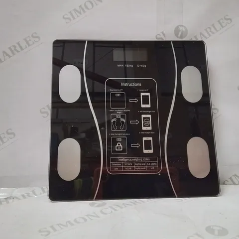 BOXED DIGITAL WEIGHING SCALES 
