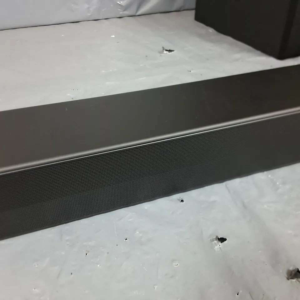 LG US60T 3.1CH SOUNDBAR WITH SUBWOOFER