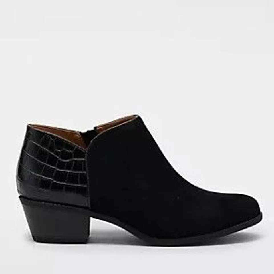 VIONIC MARISSA ANKLE BOOT BLACK SIZE 4.5