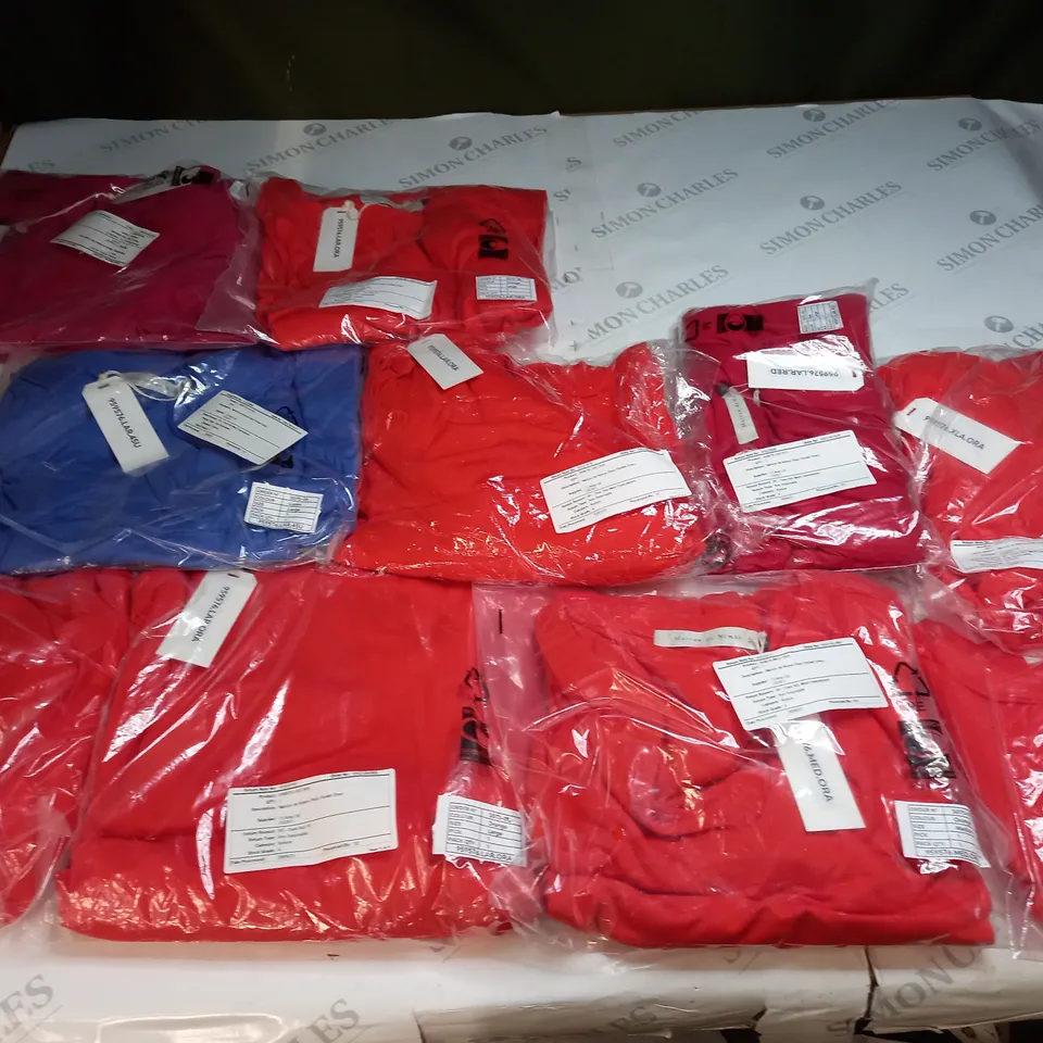 BAG OF APPROX 10 ASSORTED CLOTHING ITEMS TO INCLUDE - MAISON DE NIMES