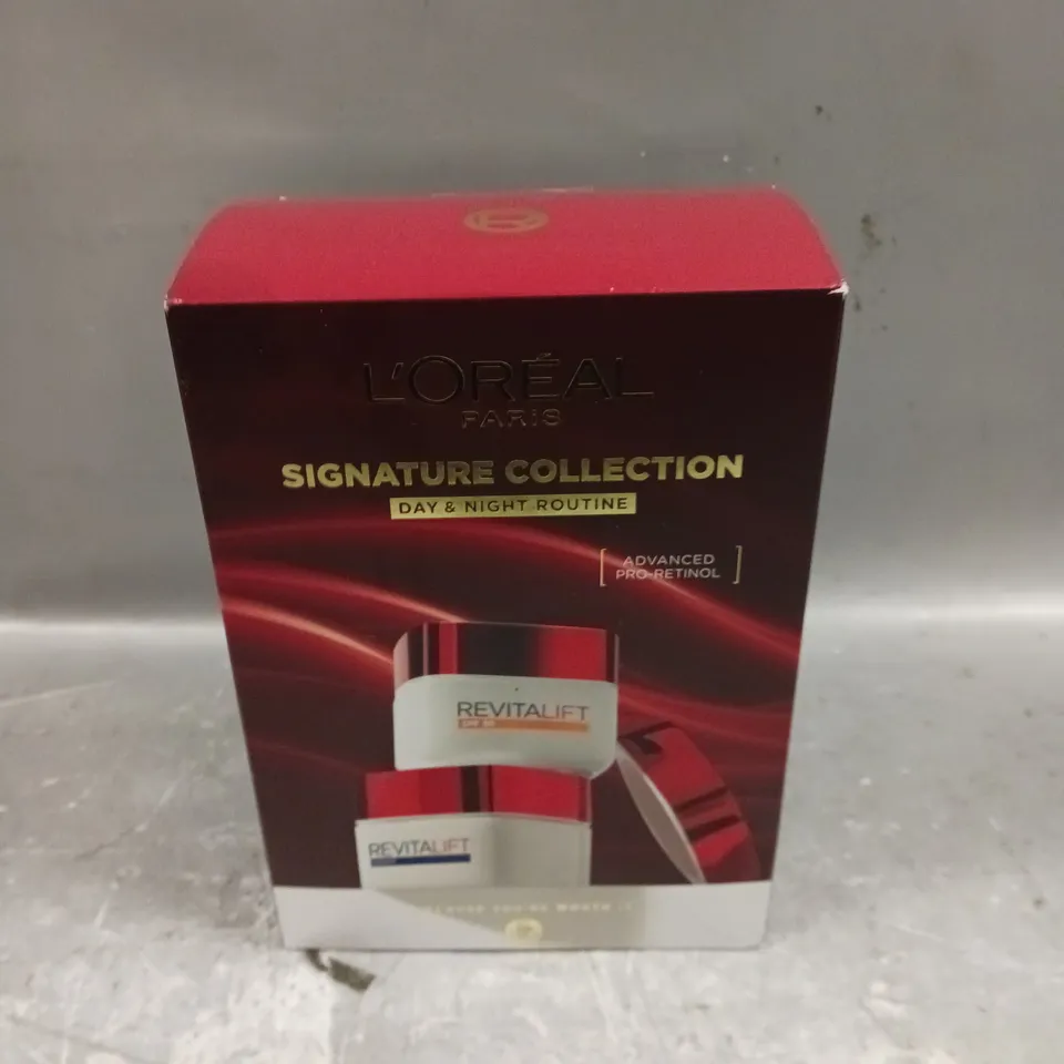 BOXED L'OREAL SIGNATURE COLLECTION SET 