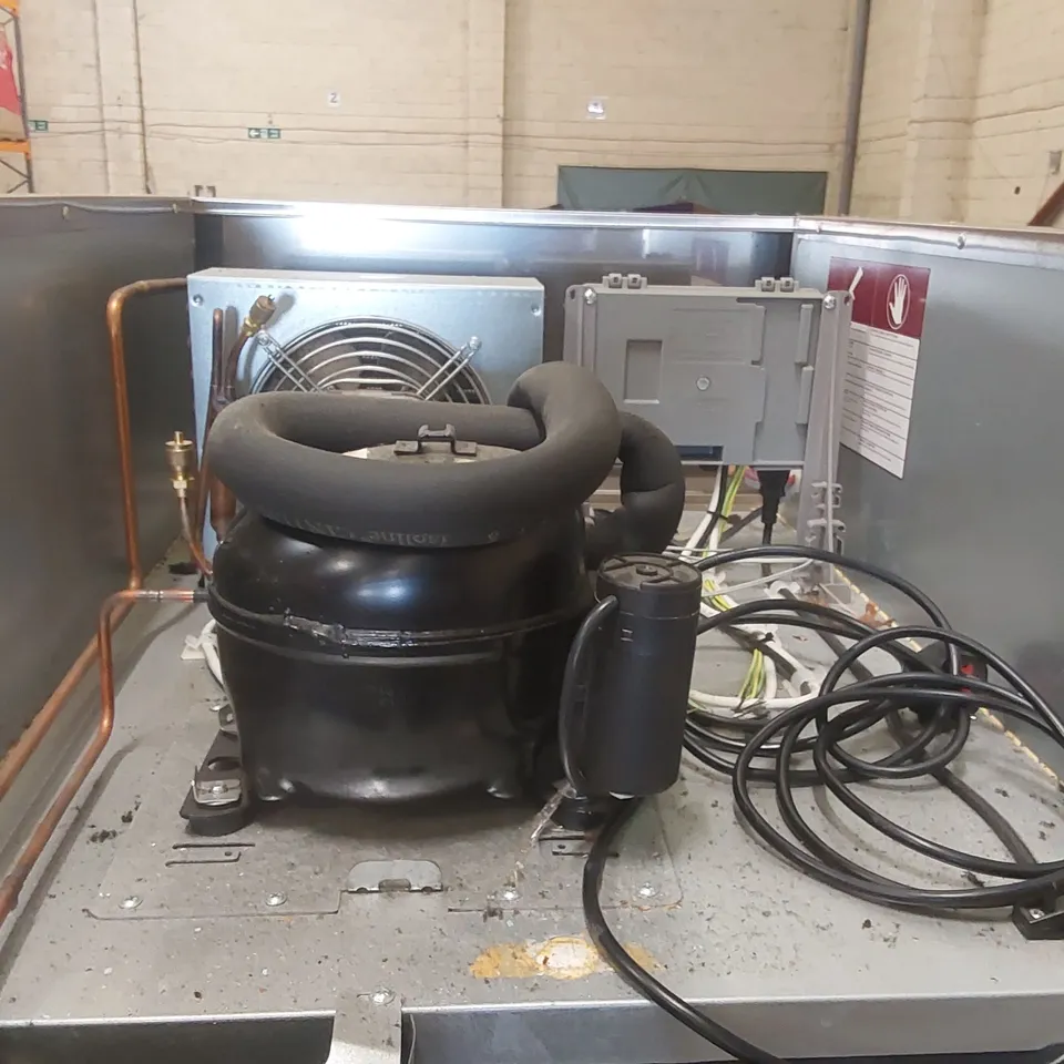 FOSTER XR600H UPRIGHT FRIDGE